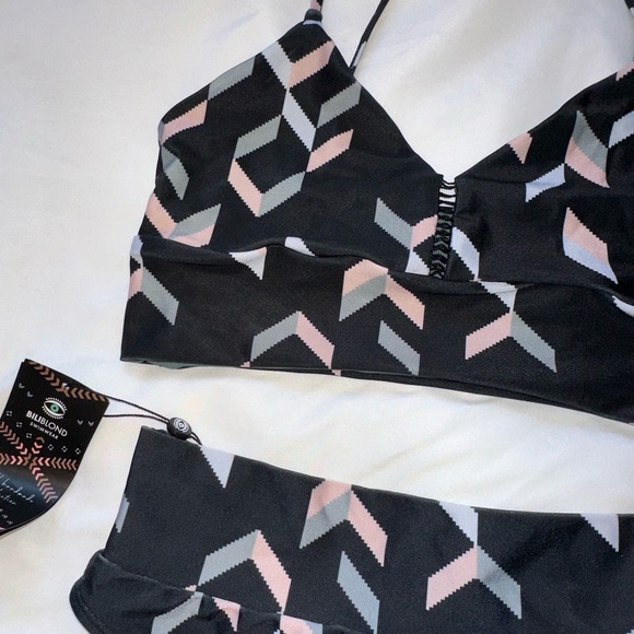 BILIBLOND NWT!! SMALL TOP & XS BOTTOMS BIKINI SWIM SET - Picture 7 of 14